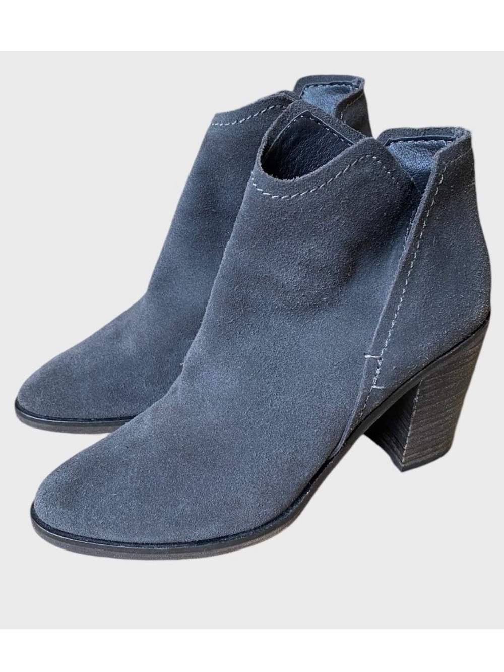 Dolce Vita Women's Shep Suede Booties Size 6 Ankle Slip-on Grey Neutral City
